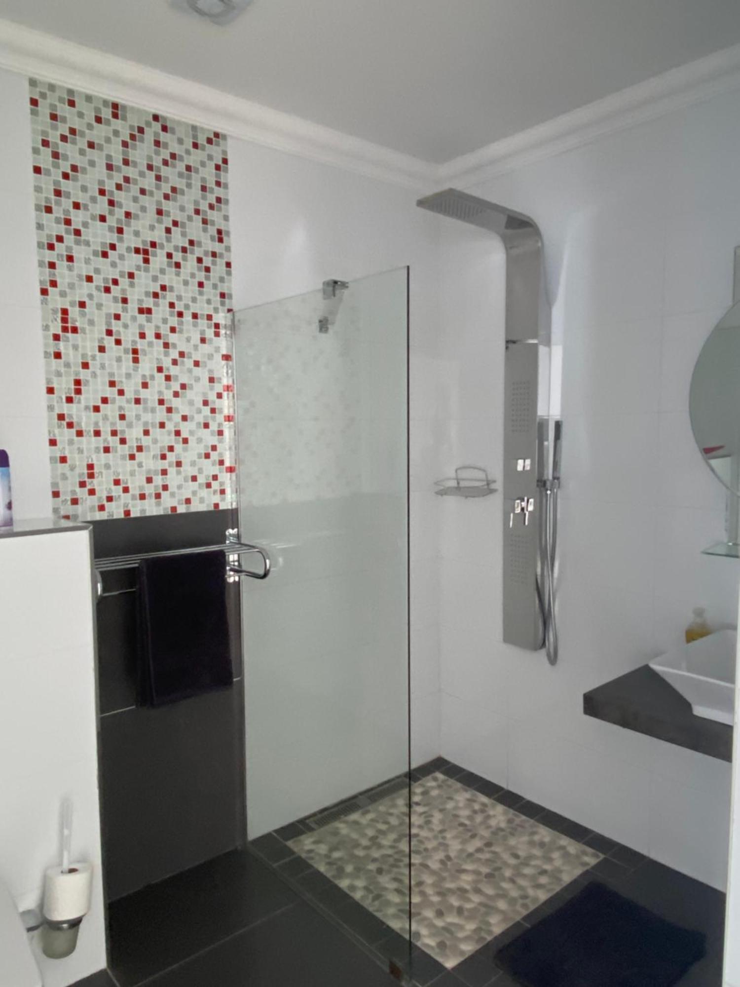 كيب تاون Bed And Breakfast Villa Livadia المظهر الخارجي الصورة