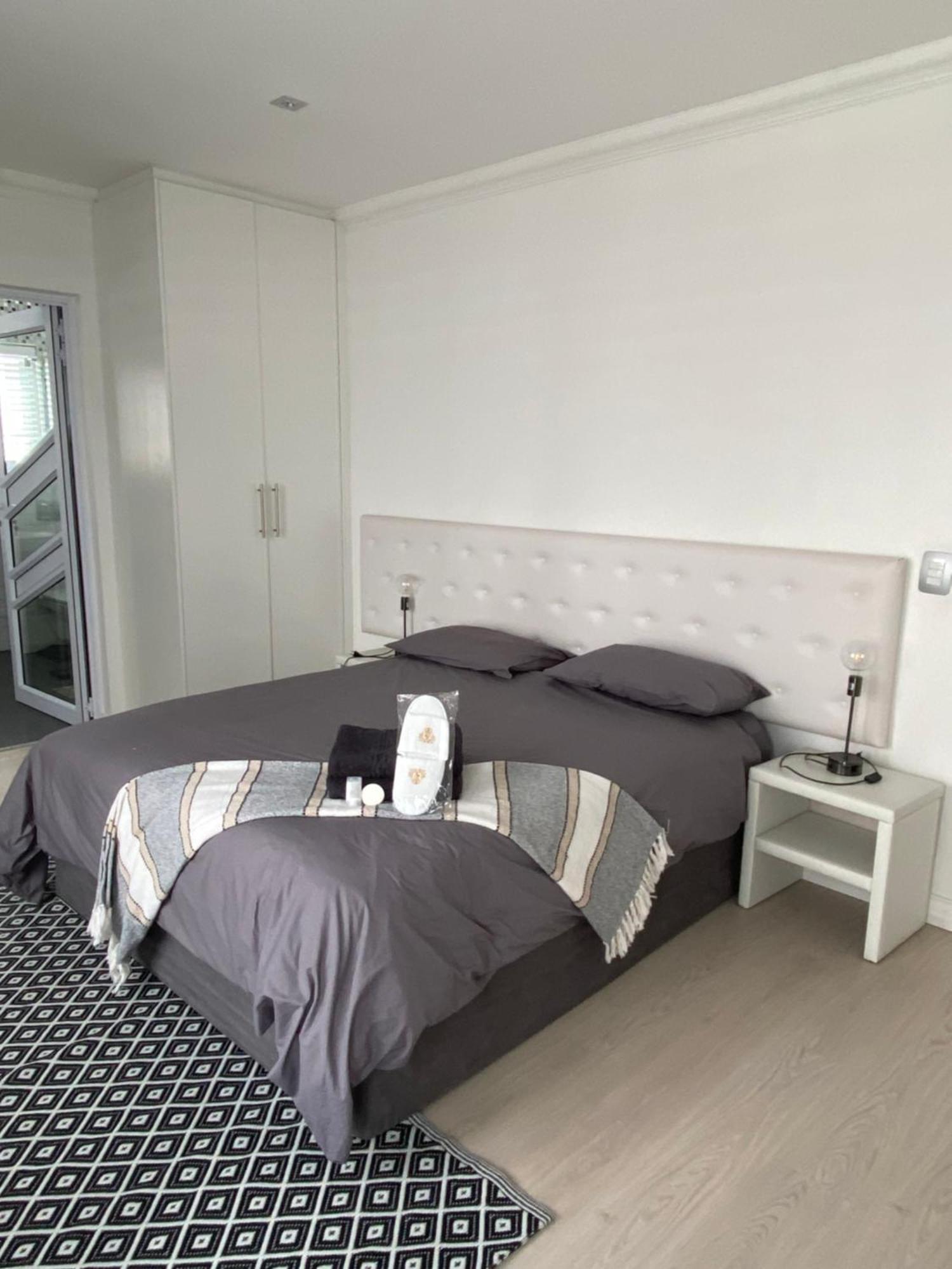 كيب تاون Bed And Breakfast Villa Livadia المظهر الخارجي الصورة